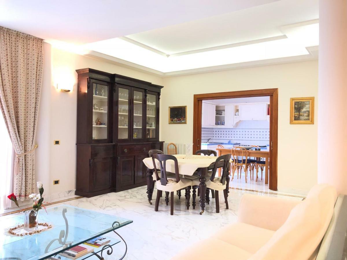 29 Via Dei Carrozzieri A Monteoliveto Apartment *